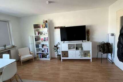 Wohnung Düsseldorf Holthausen - 1 Zimmer, 40 m&sup2;, 400&euro; | Angebot:26715993