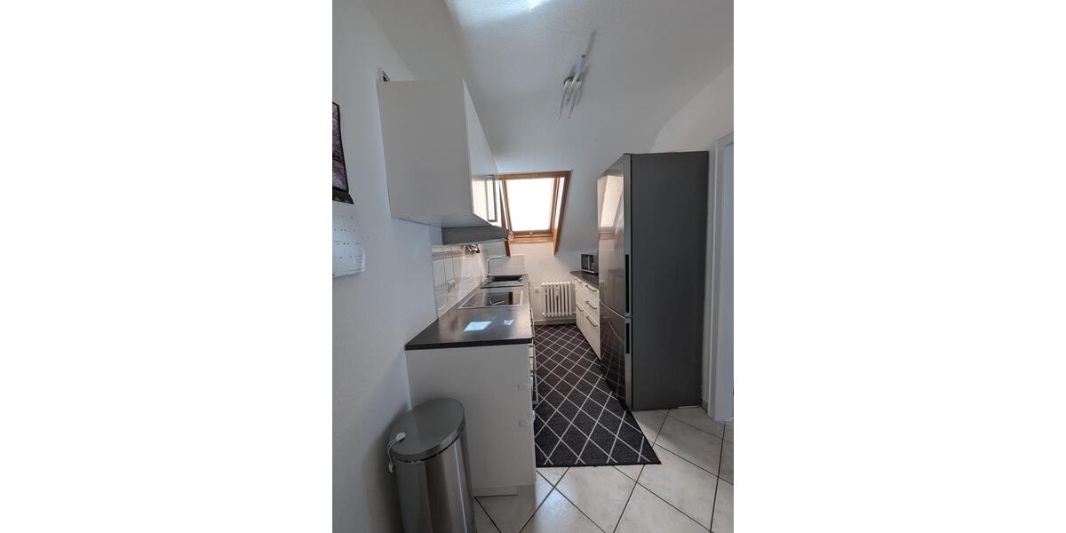 Dachgeschoßwohnung Köln Porz - 4 Zimmer, 94 m&sup2;, 1.310&euro; | Angebot:25949050