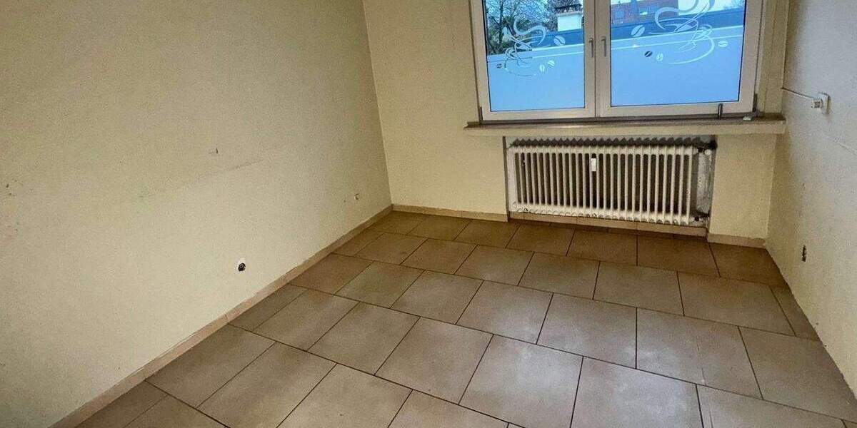 Etagenwohnung Bergheim Glessen - 7 Zimmer, 214 m&sup2;, 469.000&euro; | Angebot:25696518