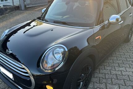 Mini Cooper 122.000 km 9.950 &euro; Remscheid 42853
