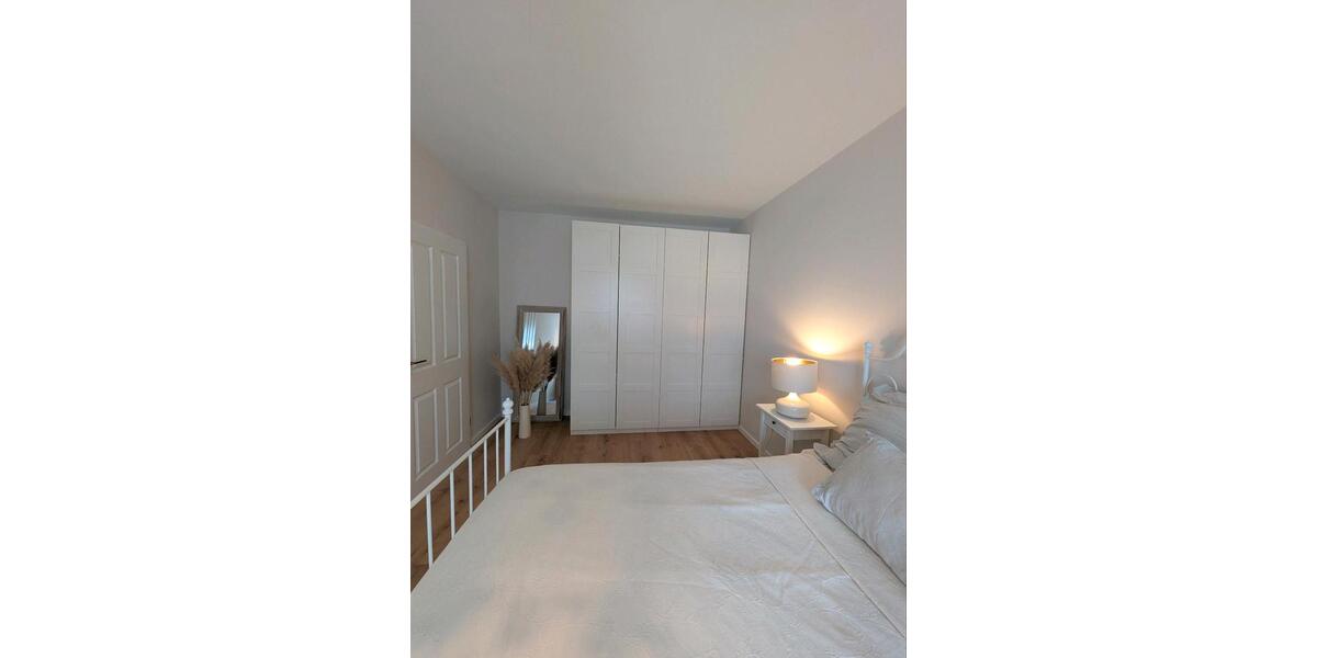 Etagenwohnung Düsseldorf Stadtbezirk 3 - 3 Zimmer, 68 m&sup2;, 1.950&euro; | Angebot:25657875