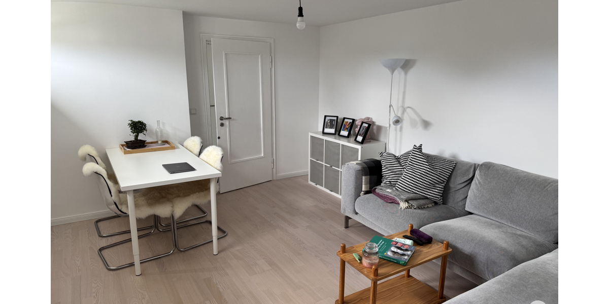 Geschmackvolle 3- Zimmer-Wohnung im Dachgeschoss in zentraler Lage von Meerbusch-Osterath - Dachgeschoßwohnung Meerbusch | Angebot:27349100