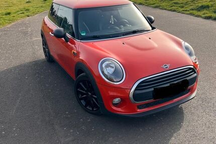 Mini ONE 90.300 km 11.649 &euro; Köln 51143