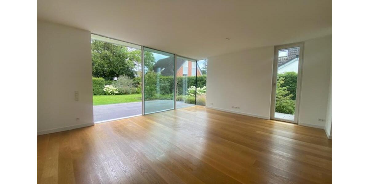 Doppelhaushälfte Düsseldorf Stadtbezirk 5 - 6 Zimmer, 220 m&sup2;, 5.900&euro; | Angebot:25867014