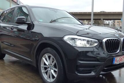 BMW X3 200.000 km 21.900 &euro; Köln 51105