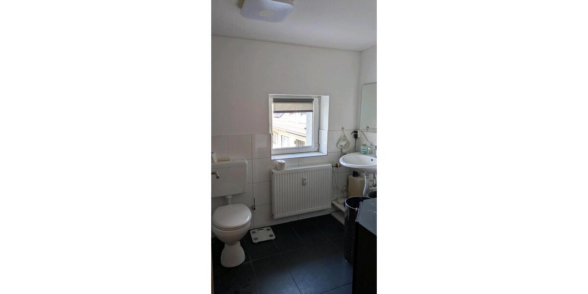 Dachgeschoßwohnung Pulheim - 3 Zimmer, 80 m&sup2;, 850&euro; | Angebot:25714490