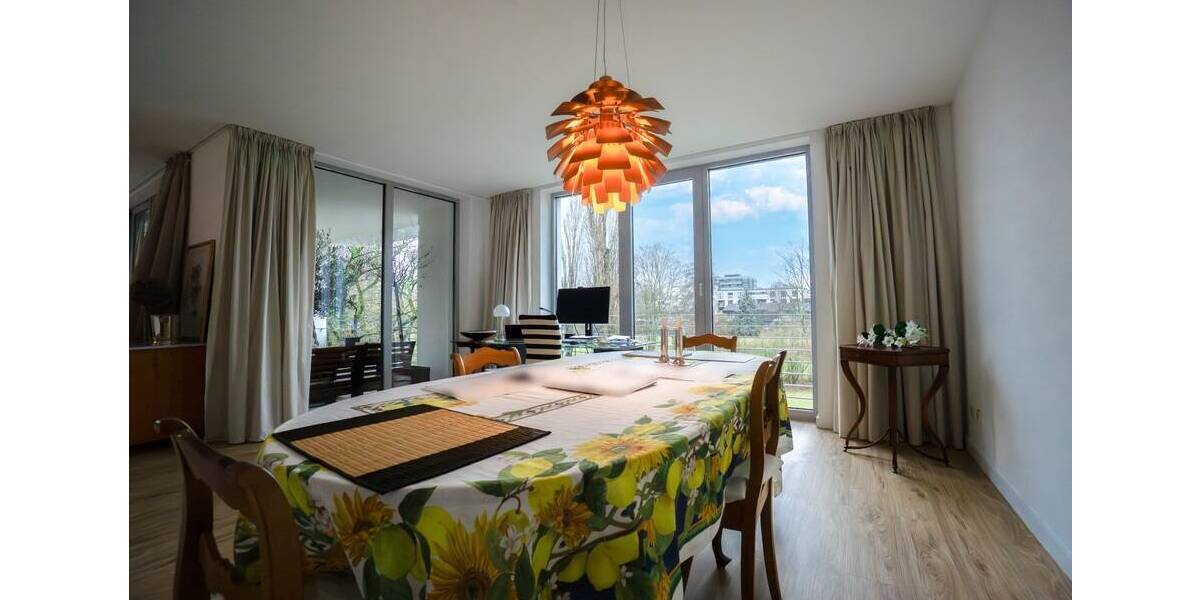 Etagenwohnung Düsseldorf Niederkassel - 3 Zimmer, 110 m&sup2;, 2.365&euro; | Angebot:26658605