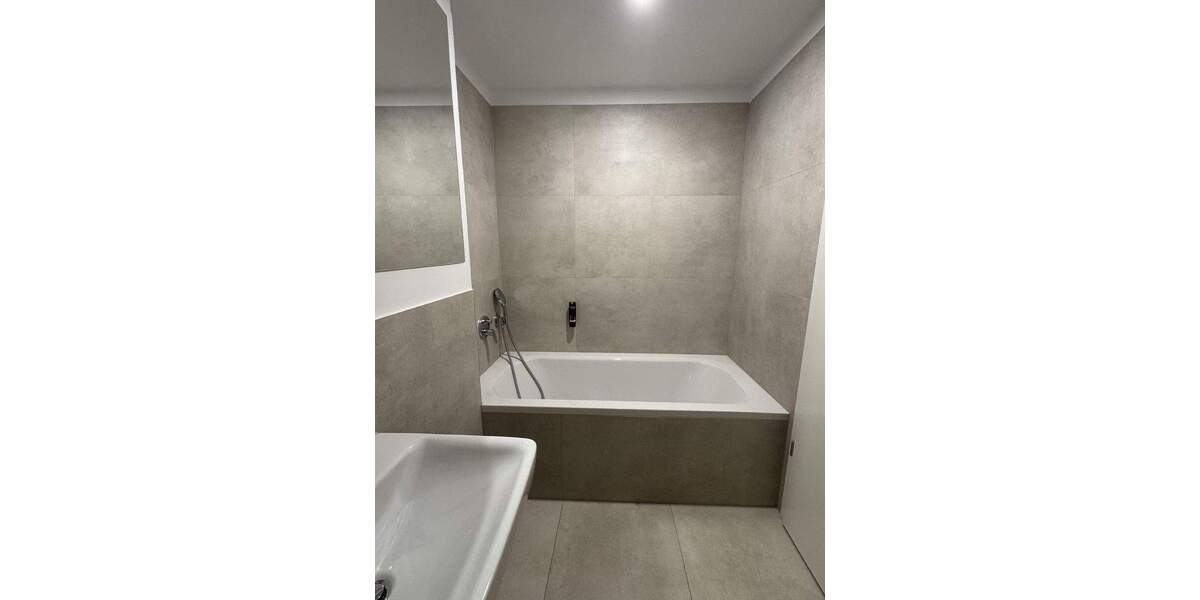 Etagenwohnung Düsseldorf Unterbilk - 3 Zimmer, 93 m&sup2;, 750.000&euro; | Angebot:25702075