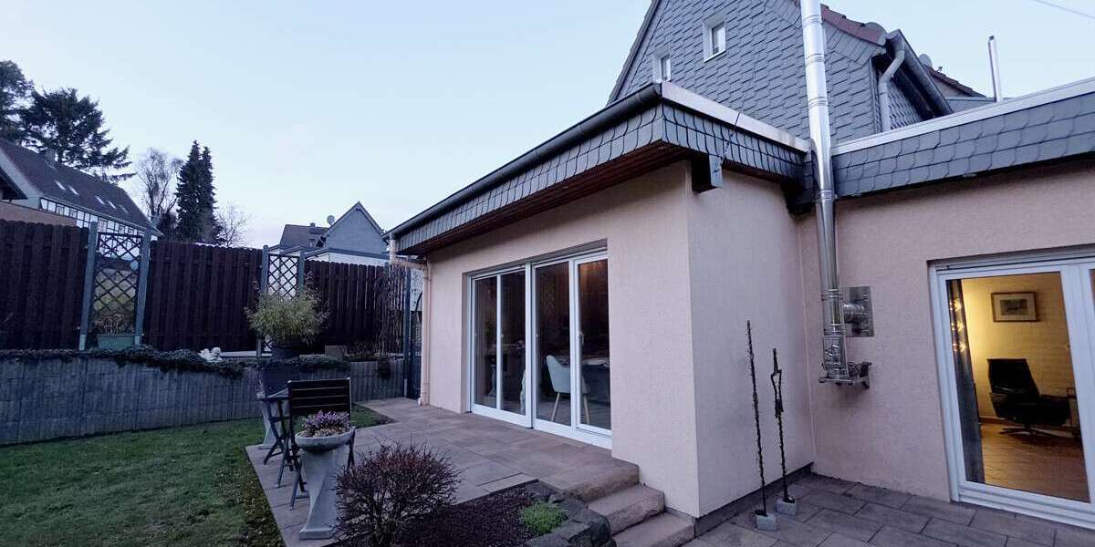 Einfamilienhaus Solingen Mitte - 4.5 Zimmer, 146 m&sup2;, 328.000&euro; | Angebot:25380921