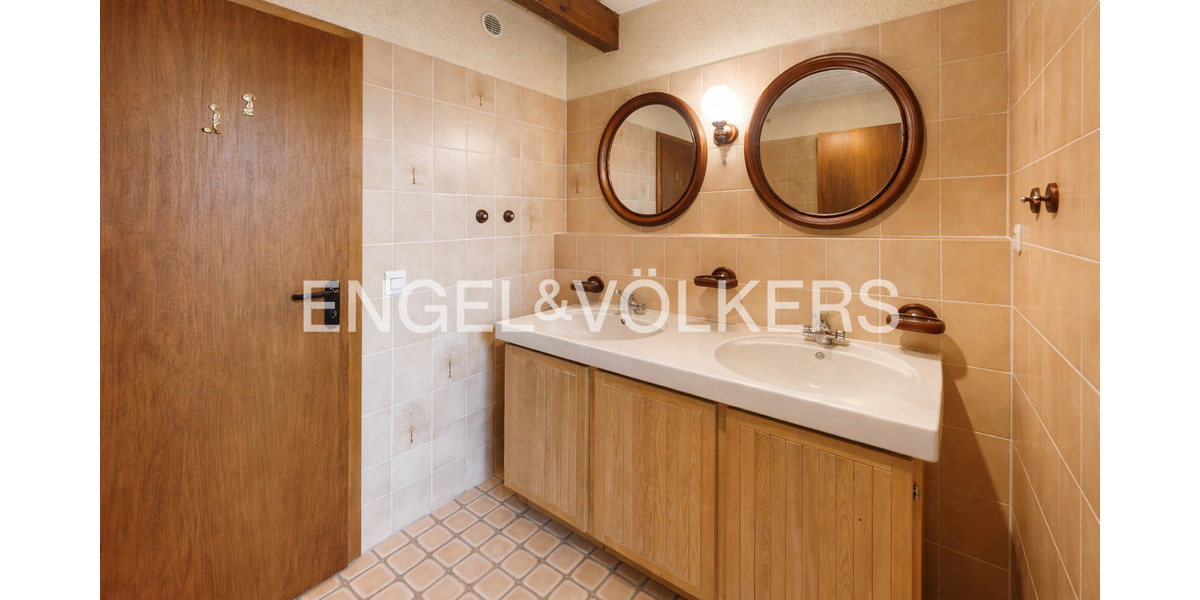 Einfamilienhaus Mettmann - 6 Zimmer, 183 m&sup2;, 450.000&euro; | Angebot:26274190