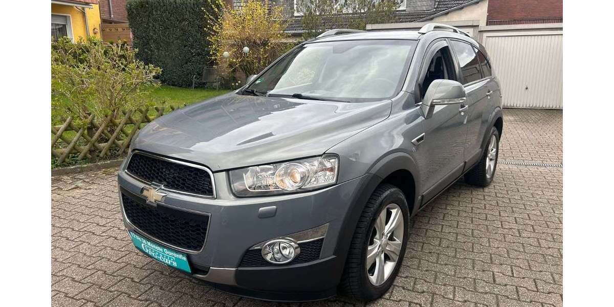 Chevrolet Captiva 180.000 km 8.950 &euro; Düsseldorf 40589