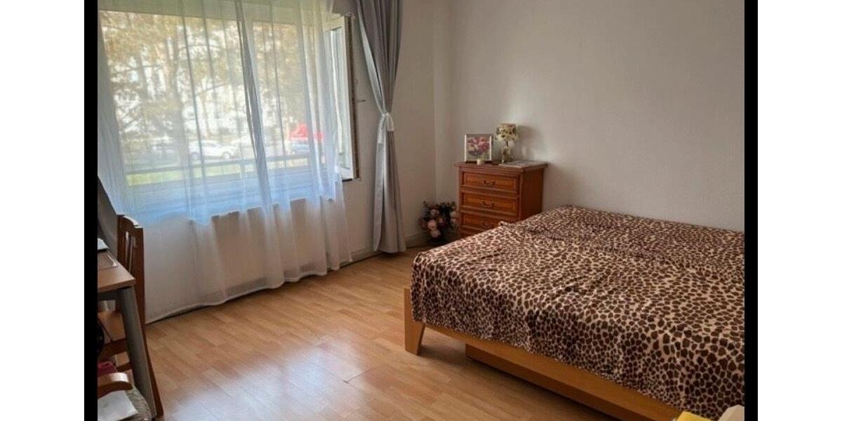 Etagenwohnung Köln Kalk - 3 Zimmer, 65 m&sup2;, 1.300&euro; | Angebot:25995517