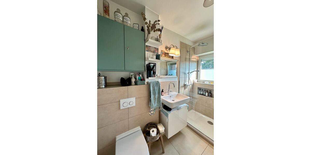 Etagenwohnung Düsseldorf Stadtbezirk 9 - 2.5 Zimmer, 74 m&sup2;, 1.880&euro; | Angebot:26008519