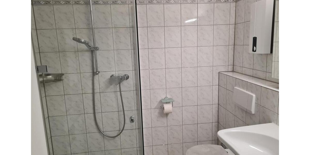 Erdgeschoßwohnung Leverkusen Schlebusch - 2 Zimmer, 63 m&sup2;, 790&euro; | Angebot:25943404