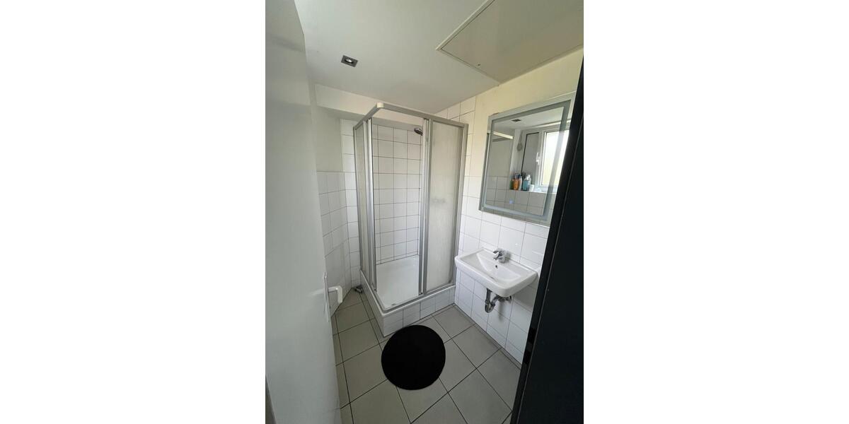 Etagenwohnung Hürth - 1 Zimmer, 18 m&sup2;, 600&euro; | Angebot:26669614