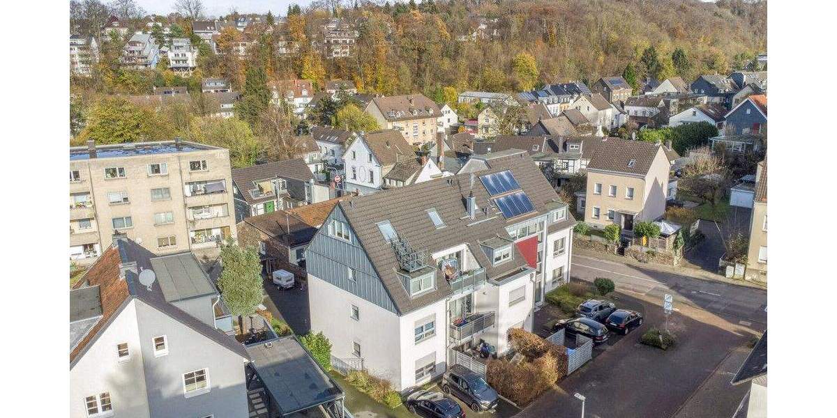 Top gepflegtes Neun-Familienhaus in guter Lage von Bergisch-Gladbach - Mehrfamilienhaus, Wohnhaus Bergisch Gladbach Gladbach | Angebot:23973693