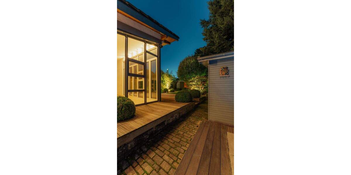 Einfamilienhaus Bergisch Gladbach Schildgen - 7 Zimmer, 282 m&sup2;, 945.000&euro; | Angebot:25799879