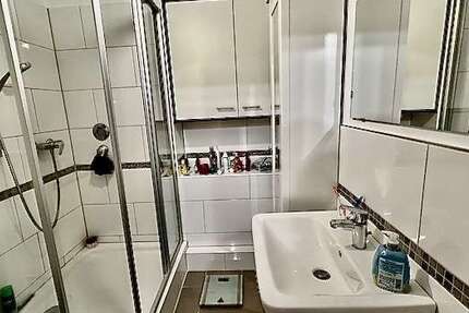 Wohnung Düsseldorf / Heerdt Heerdt - 2 Zimmer, 49 m&sup2;, 200.000&euro; | Angebot:26101524