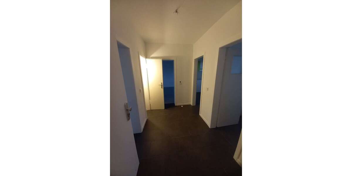 Etagenwohnung Langenfeld (Rheinland) - 2 Zimmer, 57 m&sup2;, 484&euro; | Angebot:25180168