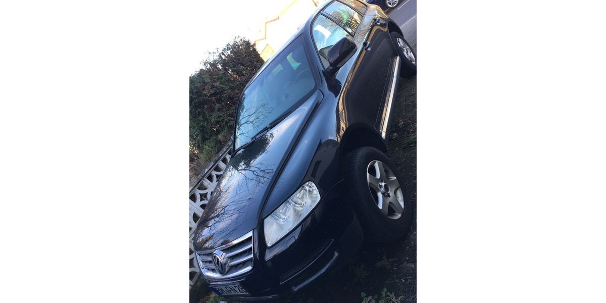 VW Touareg 240.000 km 1.900 &euro; köln 50668