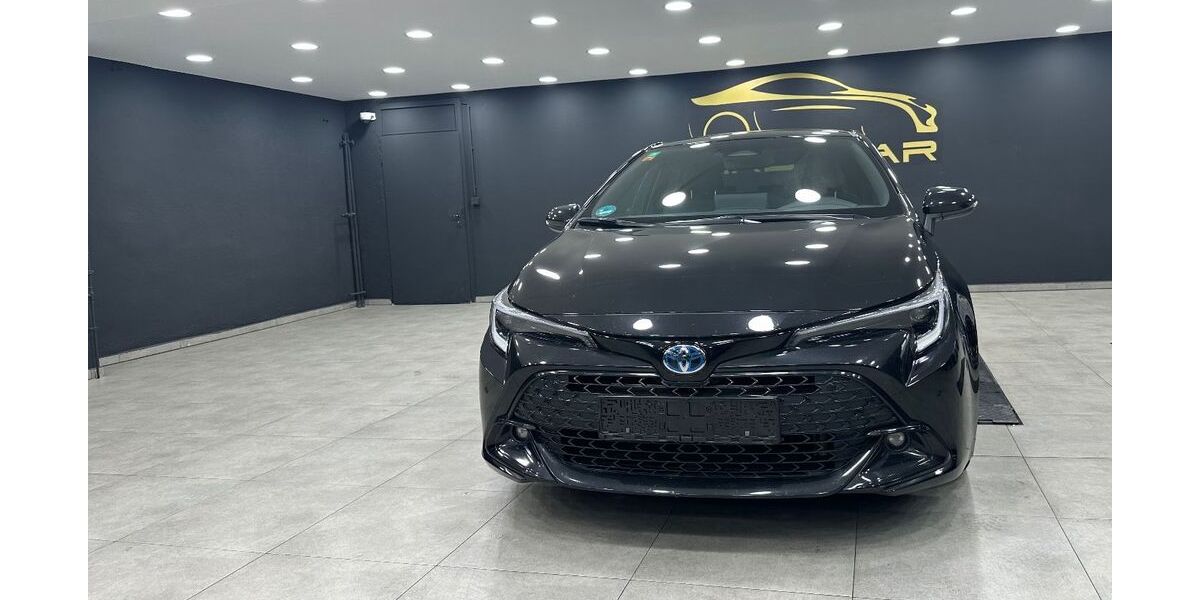 Toyota Corolla 32.000 km 23.500 &euro; Düsseldorf 40227