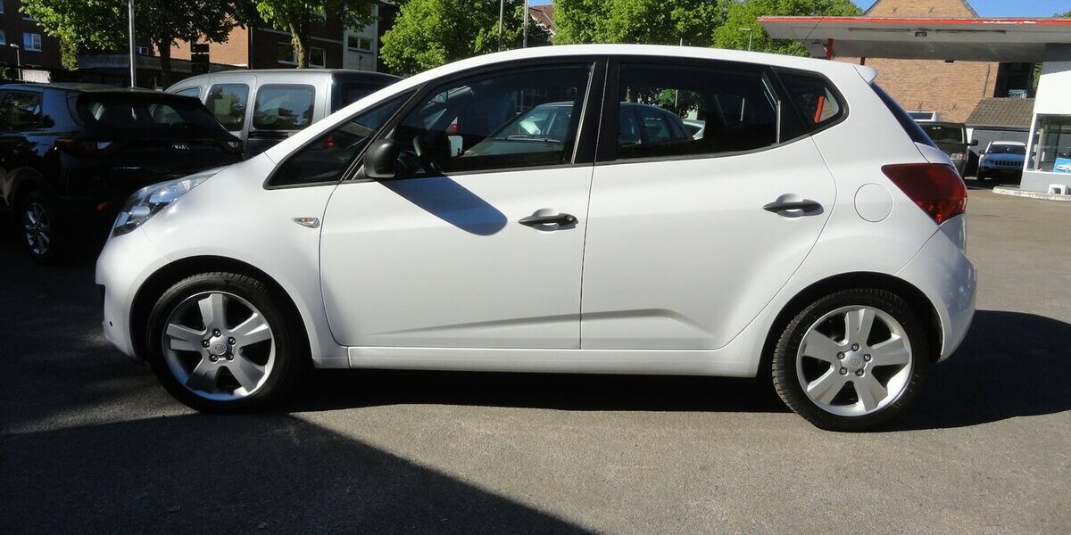 Kia Venga Vision 1,4 Klima SHZ Alu17+ Allwetter 2.Hd 96.000 km 4.950 &euro; Neuss 41462