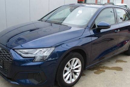 Audi A3 122.313 km 18.570 &euro; Köln 51105