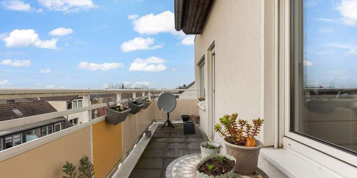 Etagenwohnung Köln Niehl - 3 Zimmer, 83 m&sup2;, 325.000&euro; | Angebot:25686961