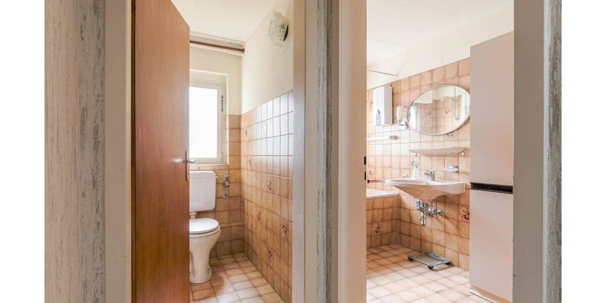 Einfamilienhaus Leverkusen (Bergisch Neukirchen) Bergisch Neukirchen - 8 Zimmer, 132 m&sup2;, 299.000&euro; | Angebot:25704486