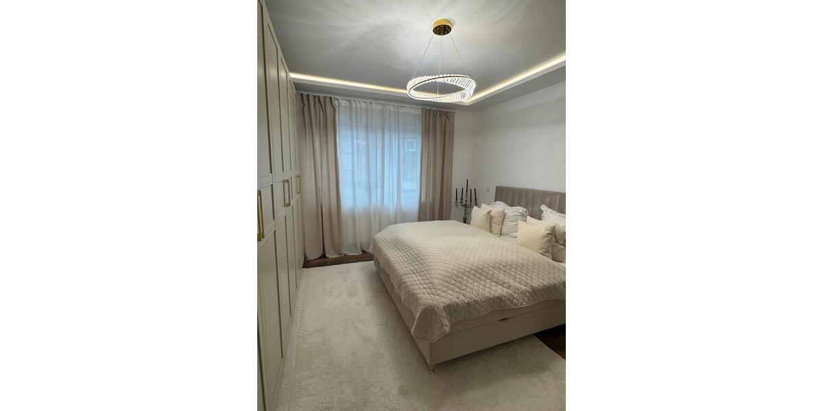 Etagenwohnung Düsseldorf Derendorf - 2 Zimmer, 54 m&sup2;, 1.200&euro; | Angebot:26031702