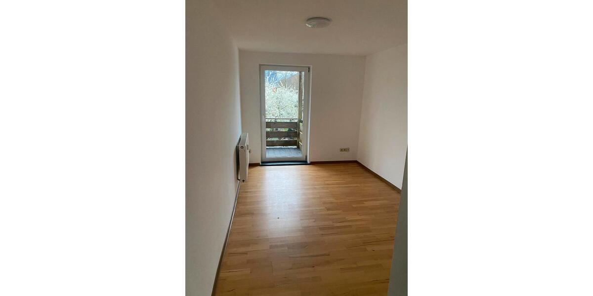 Etagenwohnung Bergisch Gladbach Gronau - 3 Zimmer, 50 m&sup2;, 900&euro; | Angebot:26682985