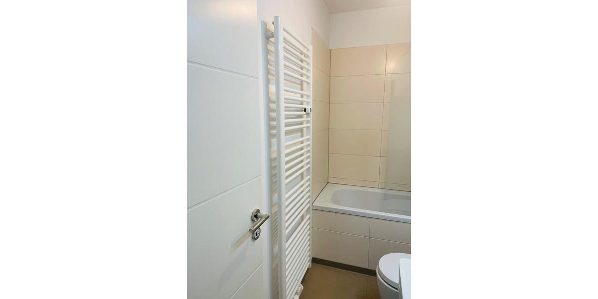 Etagenwohnung Solingen Central - 2 Zimmer, 69 m&sup2;, 210.000&euro; | Angebot:27253692