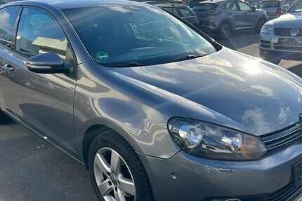 VW Golf 229.243 km 2.990 &euro; Neuss 41469