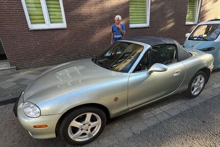 Mazda MX-5 90.000 km 5.490 &euro; Düsseldorf 40472