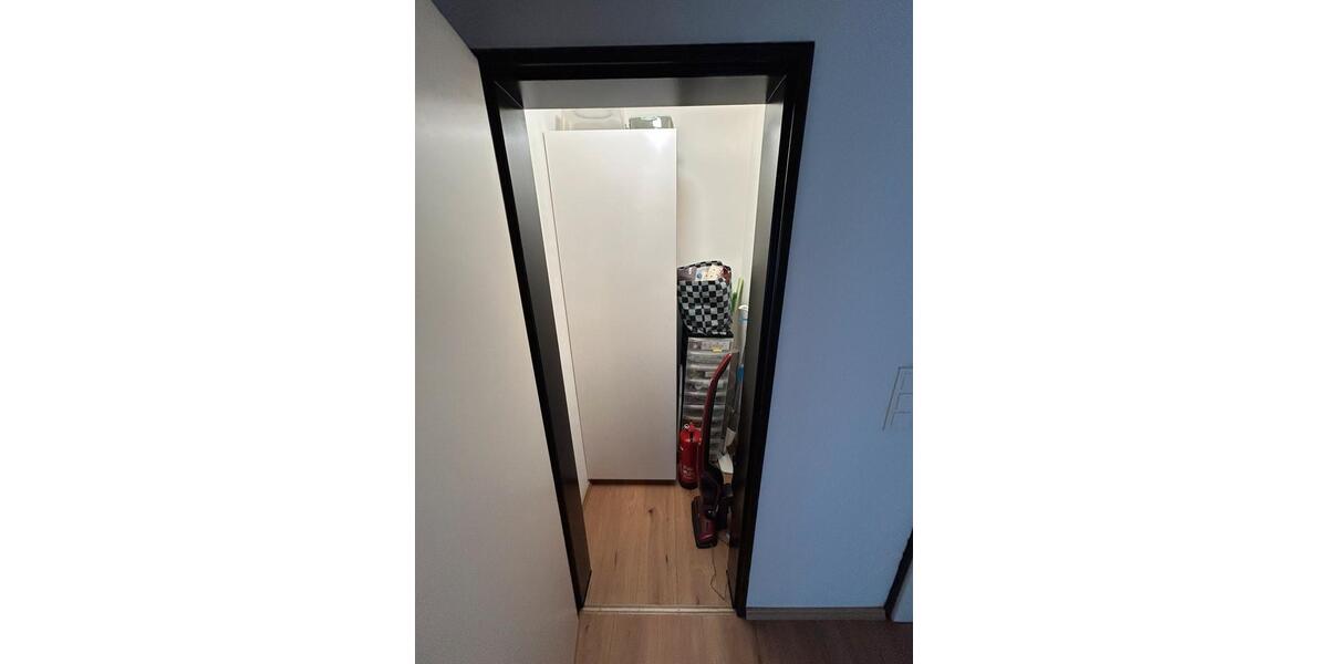 Dachgeschoßwohnung Leverkusen - 3 Zimmer, 76 m&sup2;, 300.000&euro; | Angebot:26703915