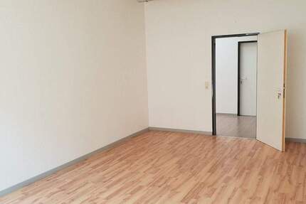 Gewerbeobjekt Neuss Innenstadt - 400&euro; | Angebot:25659400