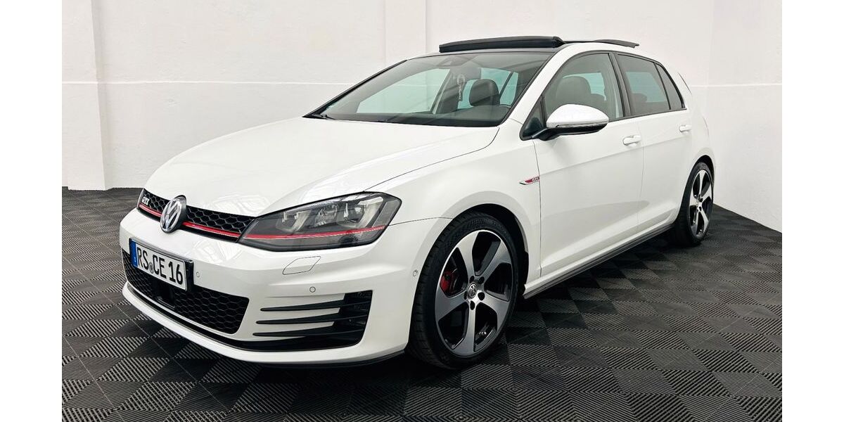 VW Golf 155.000 km 17.499 &euro; Remscheid 42859