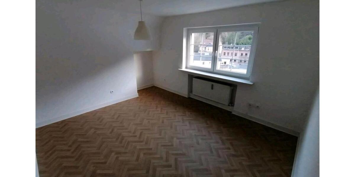 Dachgeschoßwohnung Köln Mülheim - 3 Zimmer, 62 m&sup2;, 375&euro; | Angebot:25162088