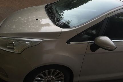 Ford B-Max 69.000 km 5.300 &euro; Kerpen 50169