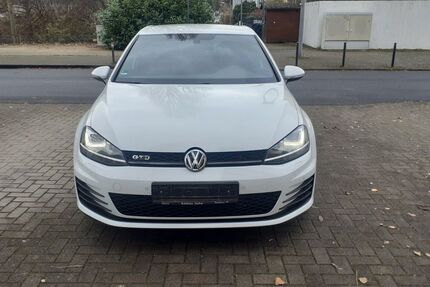 VW Golf 204.000 km 10.900 &euro; KÖLN 50829