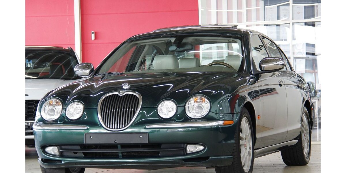 Jaguar S-Type 215.000 km 6.350 &euro; Köln 50739